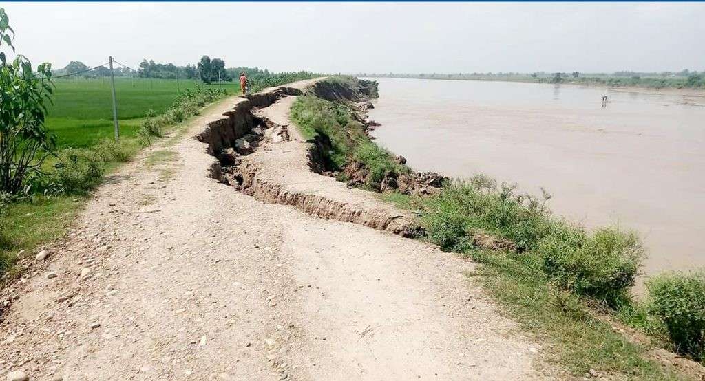  राप्ती तटीय क्षेत्रका बासिन्दा सधैँ बाढीको त्रासमा